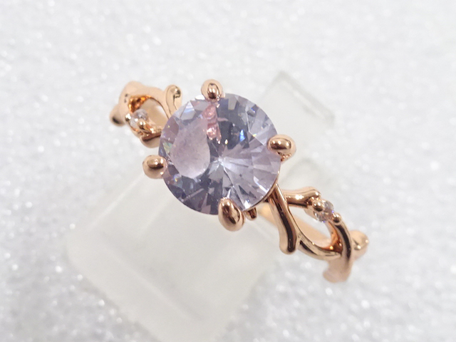 JAPANESE KIMONO / ANTIQUE COLORED STONE RING (SIZE 21)